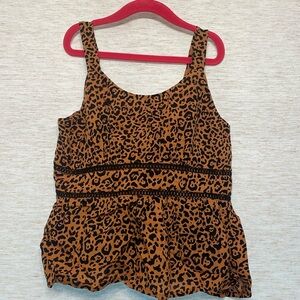 Leopard top